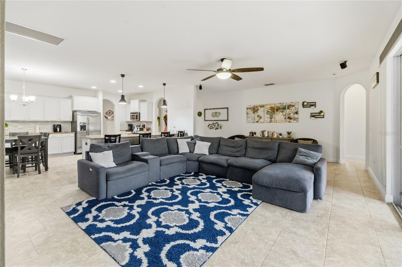 ESTATES AUBURNDALE PH 02 - Residential