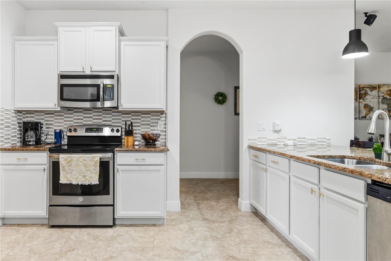 ESTATES AUBURNDALE PH 02 - Residential