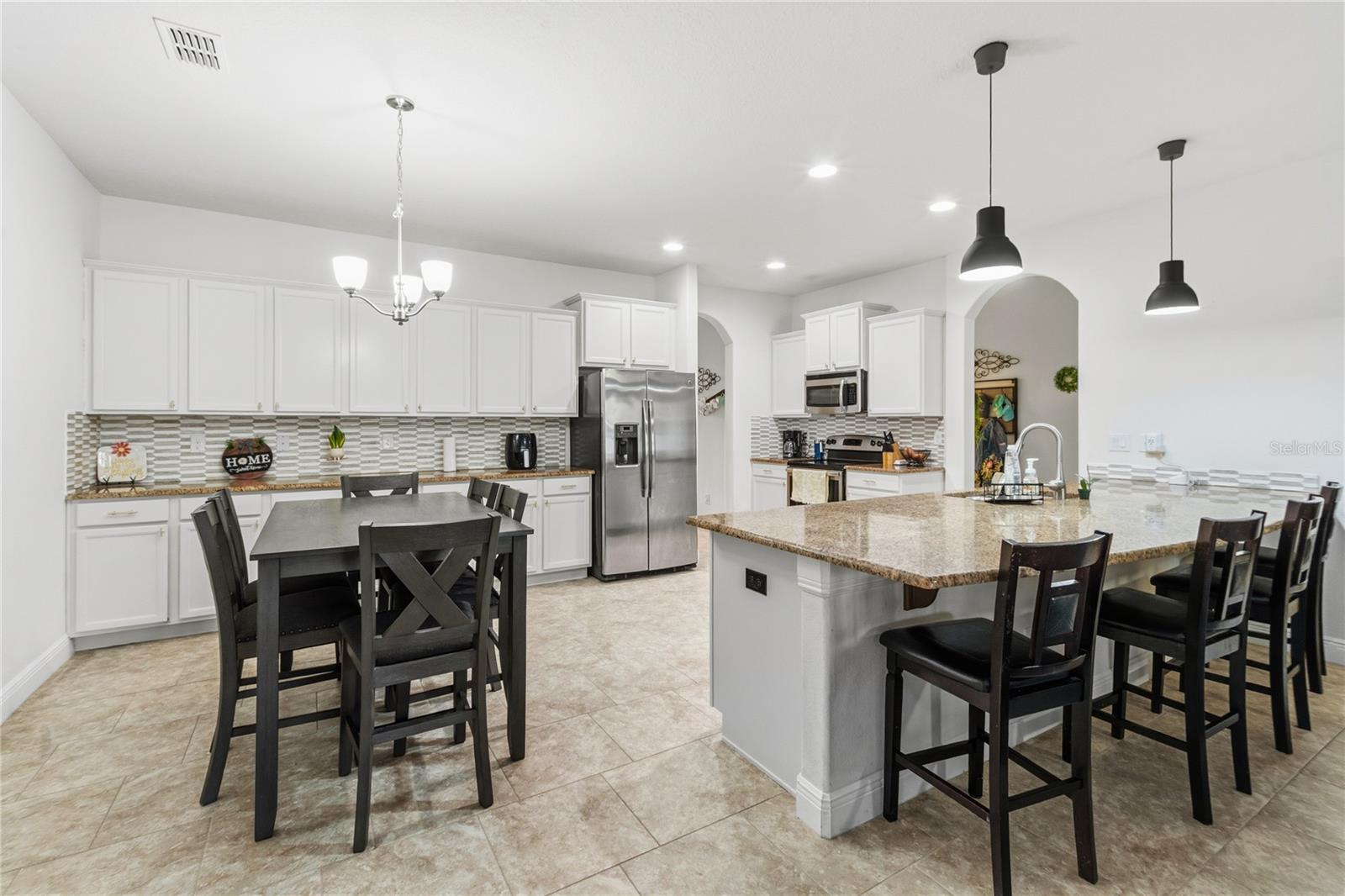 ESTATES AUBURNDALE PH 02 - Residential
