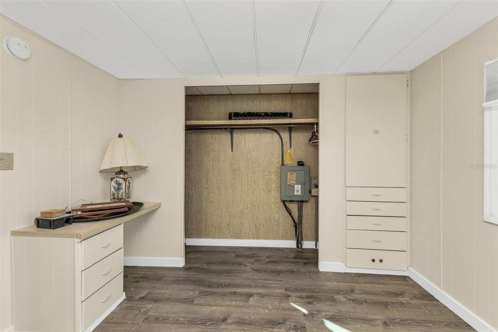 BROOK TO BAY - Residential