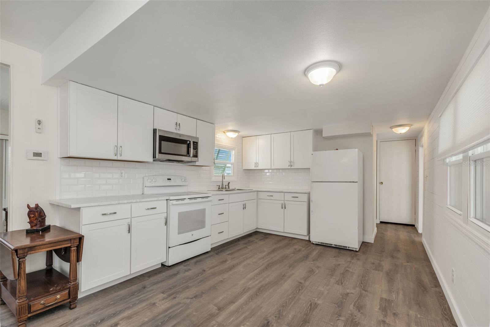 BROOK TO BAY - Residential