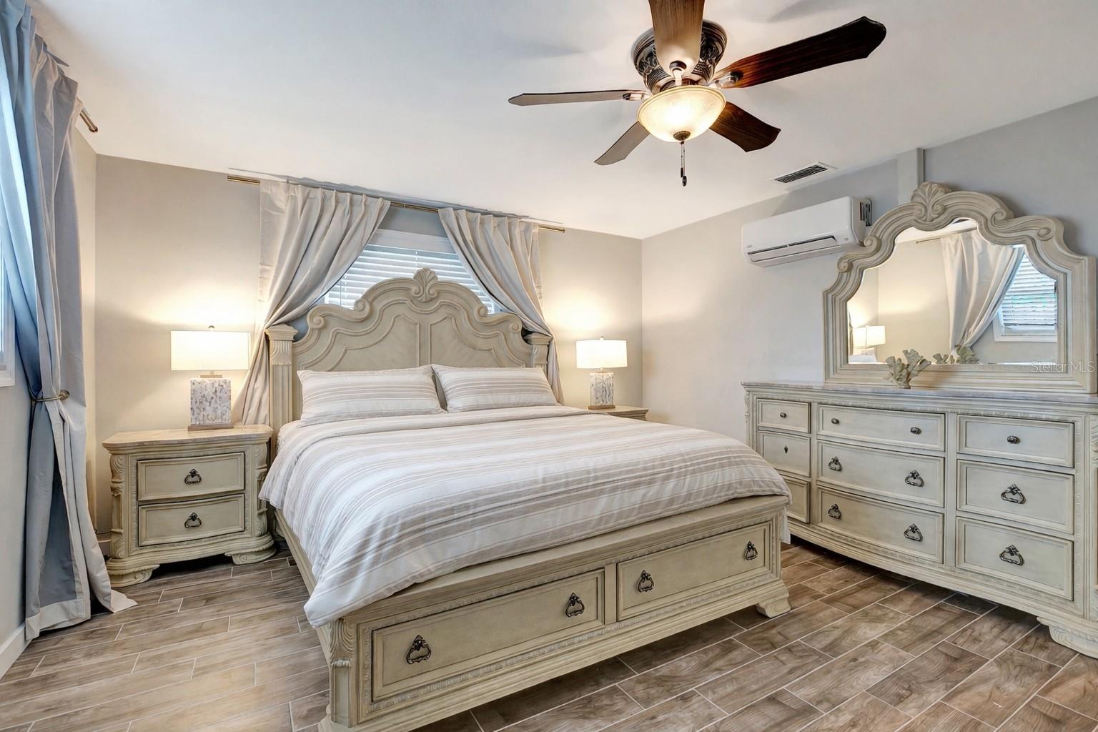 SPITZERS BLK 6 REP OF 5TH ADD TO HARBOR SHORES - Residential