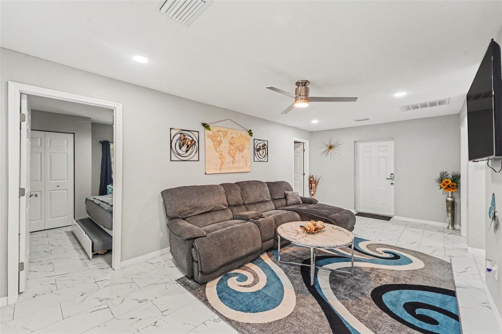 MOON LAKE ESTATES - Residential