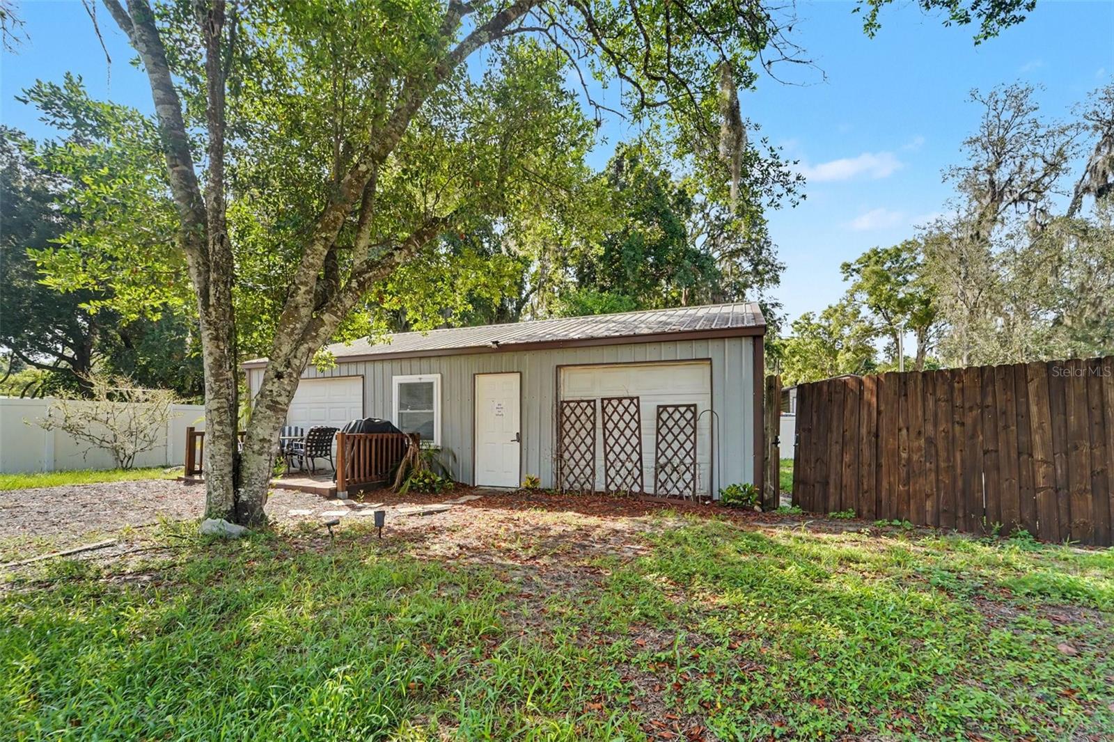 MOON LAKE ESTATES - Residential
