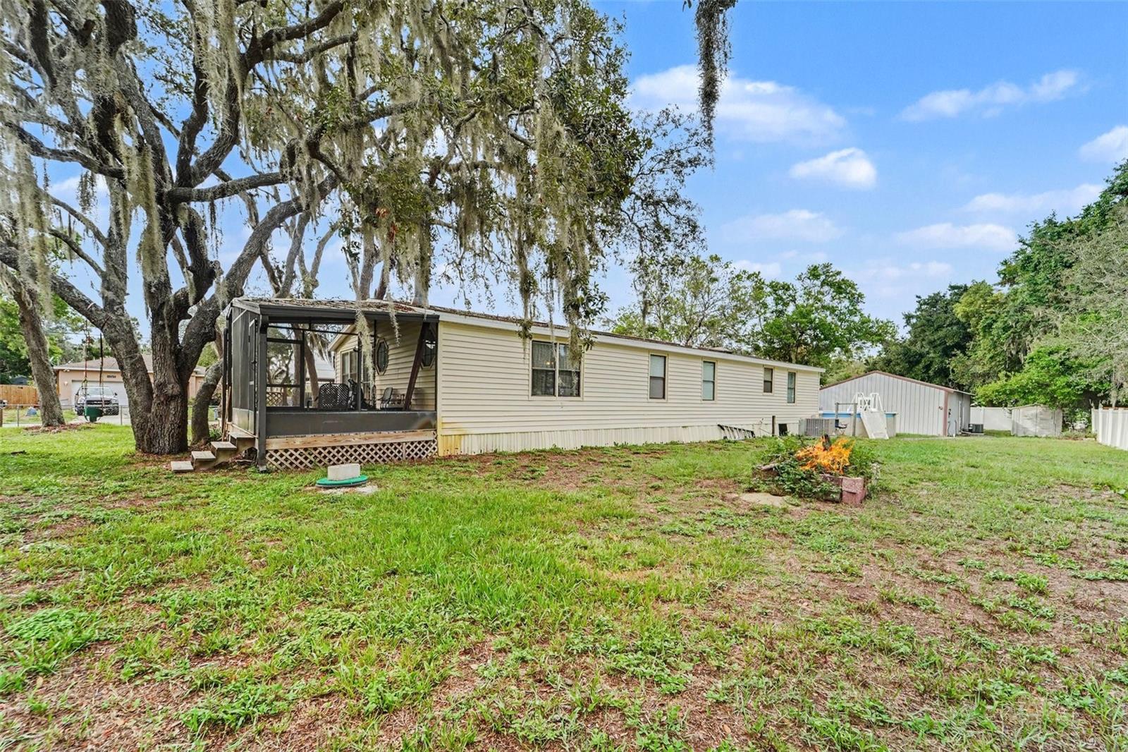 MOON LAKE ESTATES - Residential