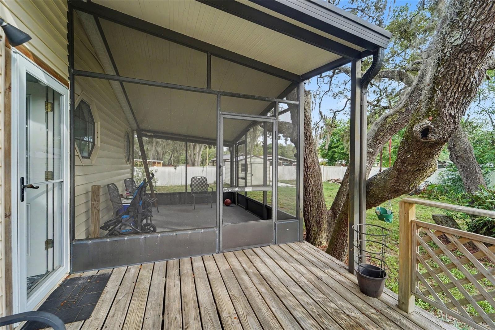 MOON LAKE ESTATES - Residential