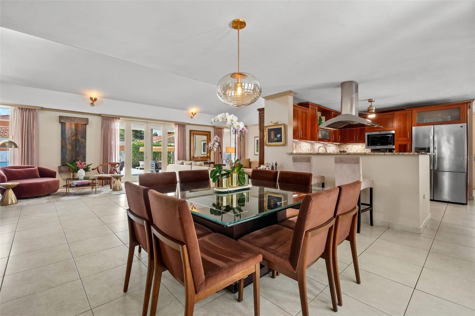 SABANEAR DORADO - Residential