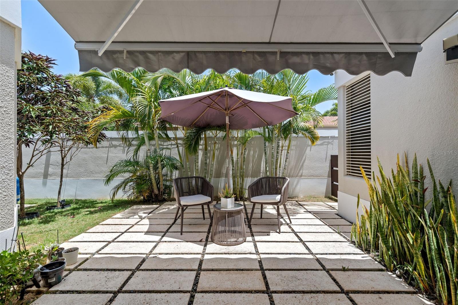 SABANEAR DORADO - Residential
