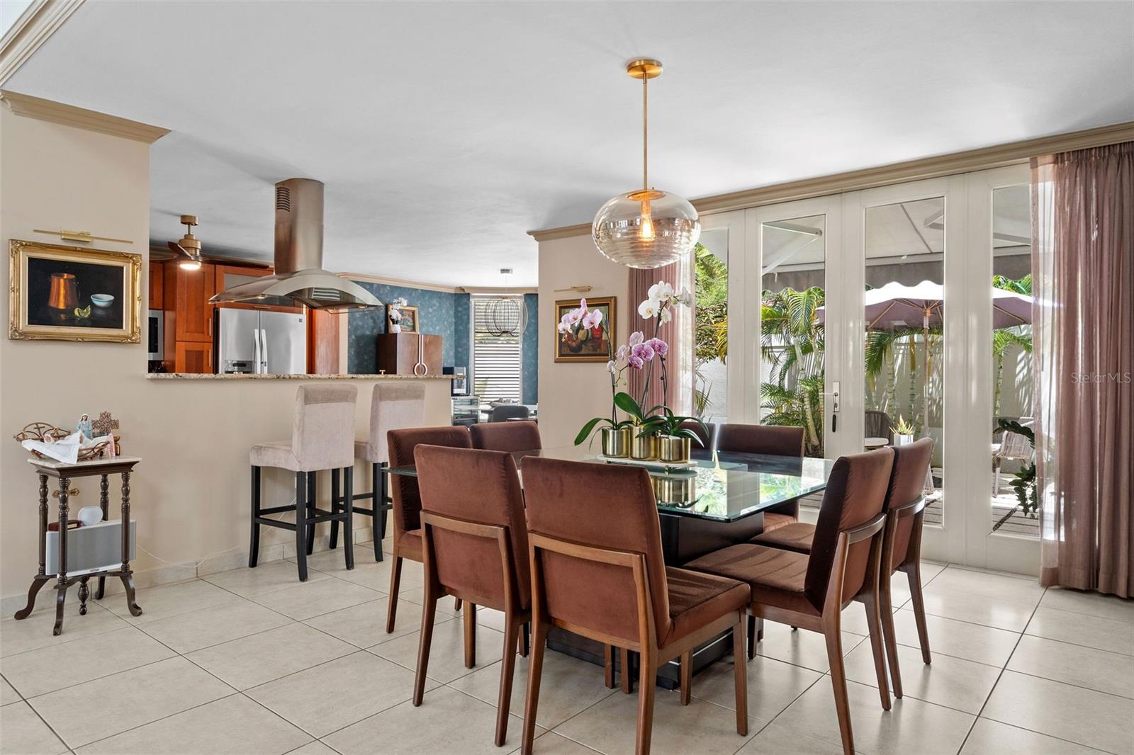 SABANEAR DORADO - Residential