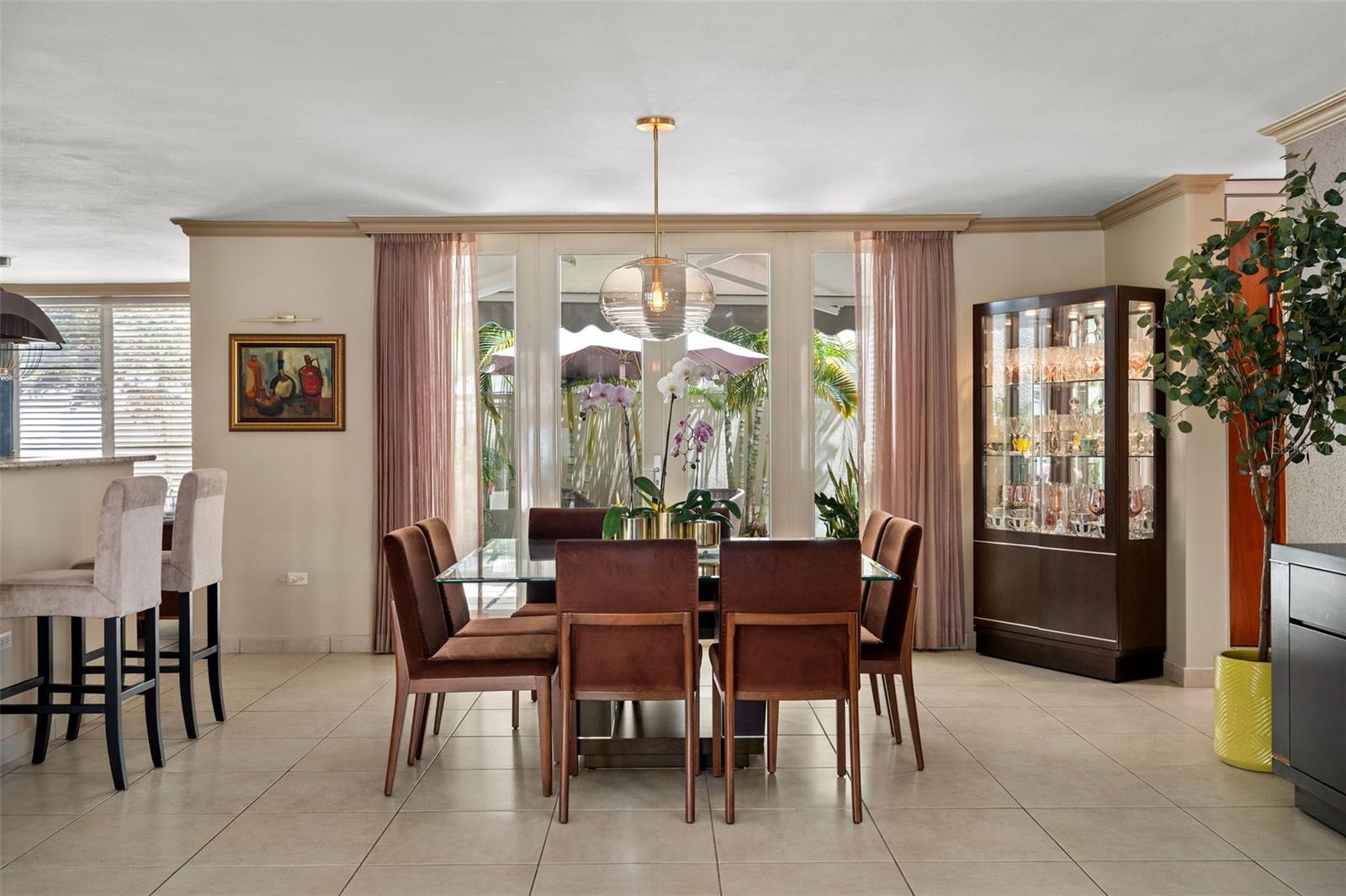 SABANEAR DORADO - Residential