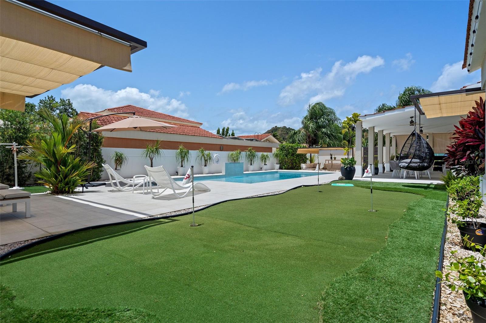 SABANEAR DORADO - Residential