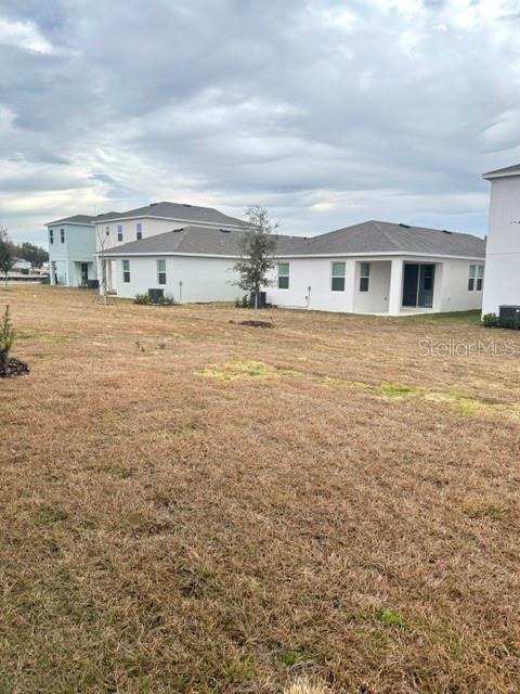 RESERVES AT HAMMOCK OAKS - Residential Lease