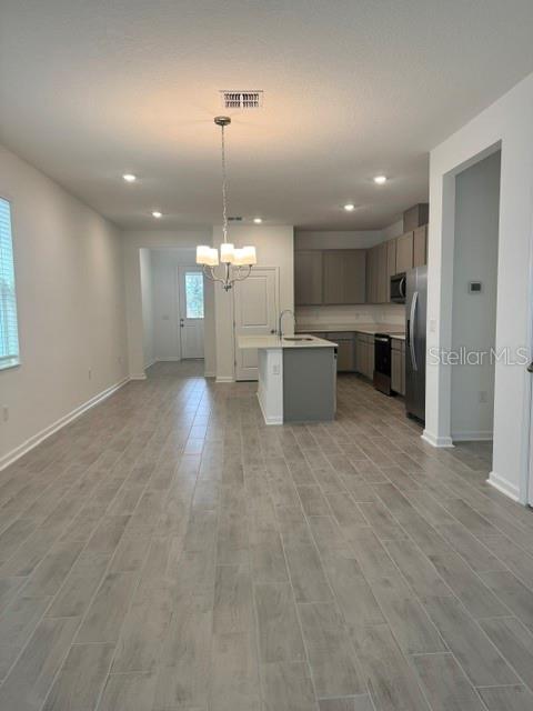 RESERVES AT HAMMOCK OAKS - Residential Lease