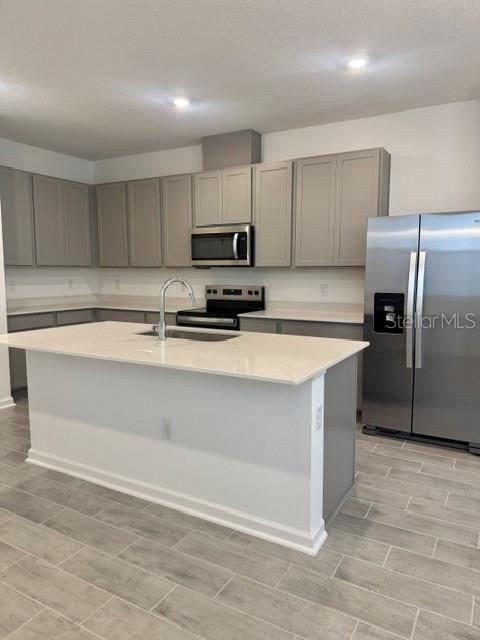 RESERVES AT HAMMOCK OAKS - Residential Lease