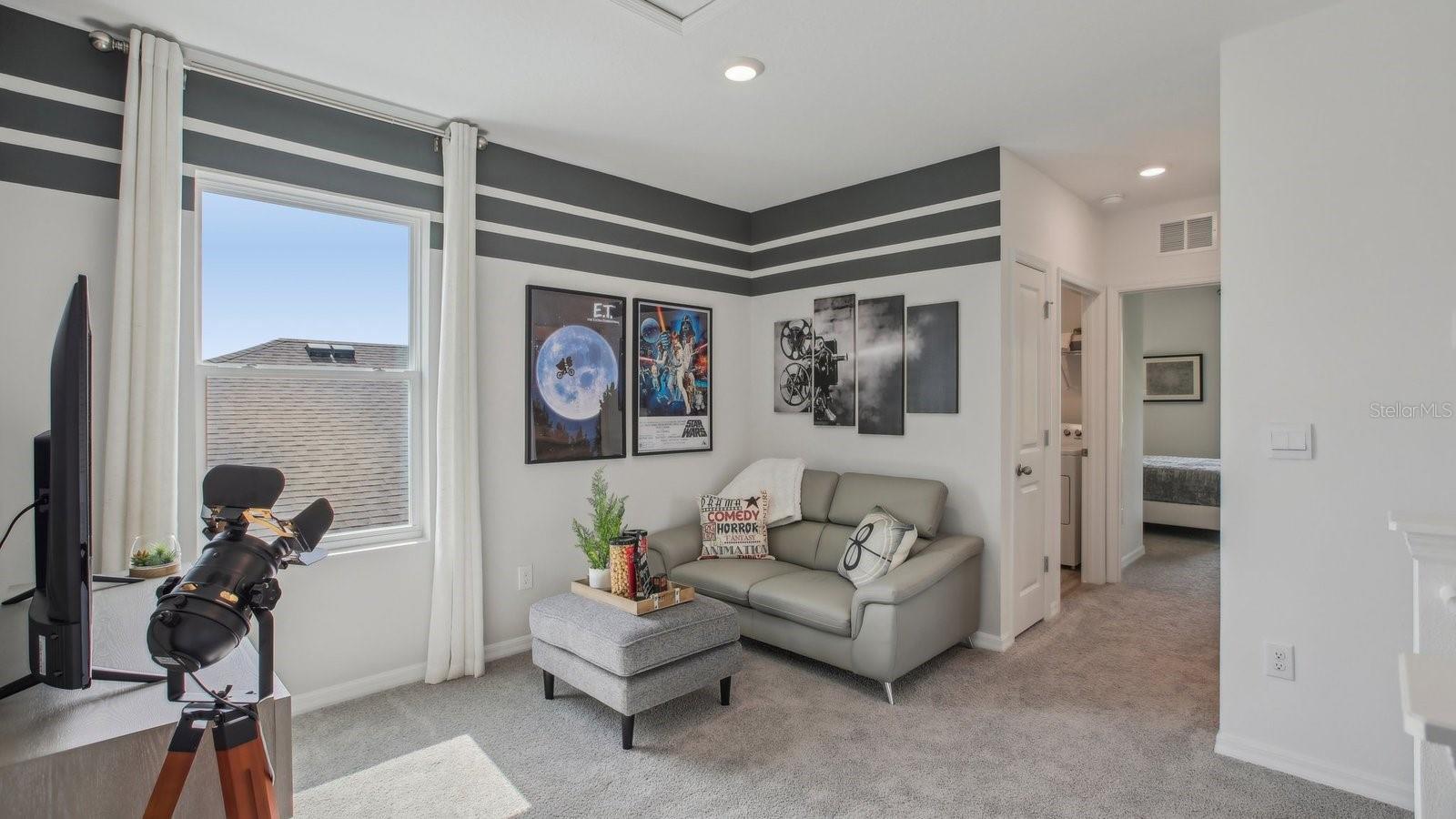NORTHRIDGE - Residential
