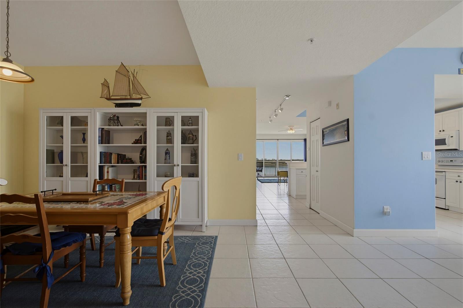 PROMENADE PH 1 - Residential