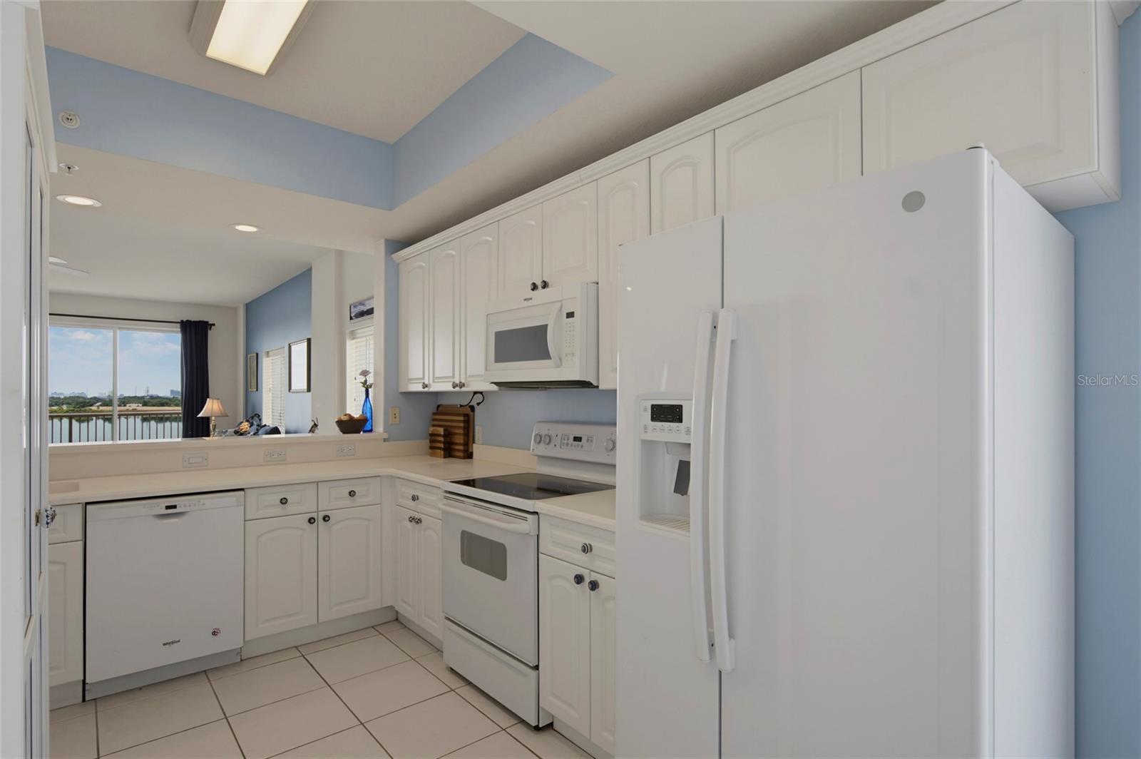 PROMENADE PH 1 - Residential