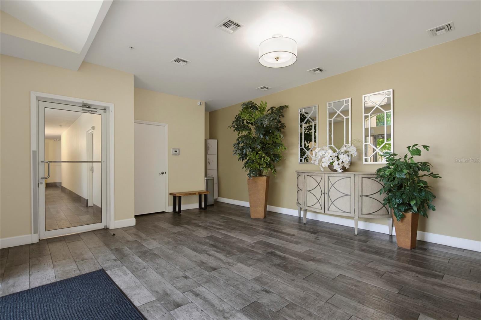 PROMENADE PH 1 - Residential