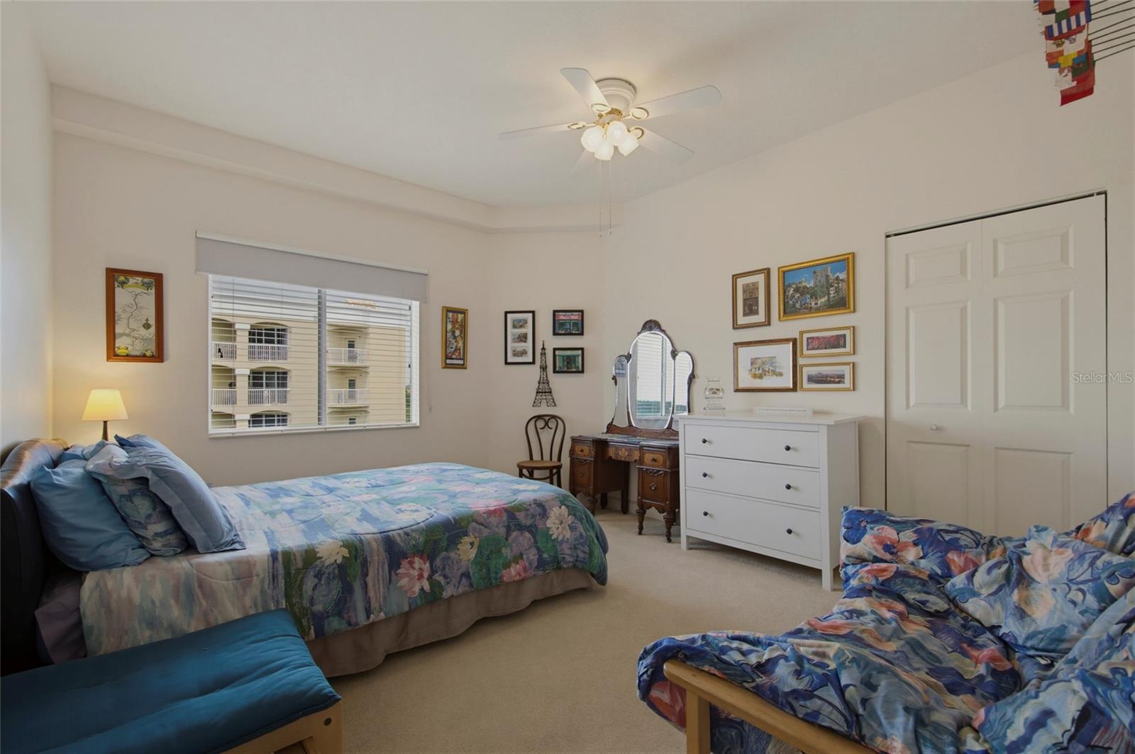 PROMENADE PH 1 - Residential