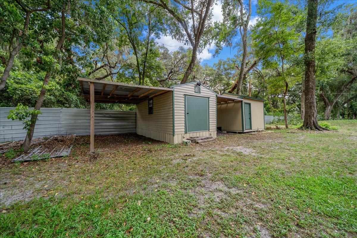 TOWERING OAKS TRACT 8 - Residential