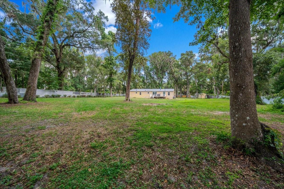 TOWERING OAKS TRACT 8 - Residential