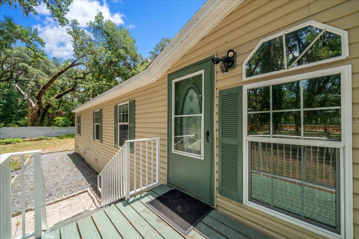 TOWERING OAKS TRACT 8 - Residential