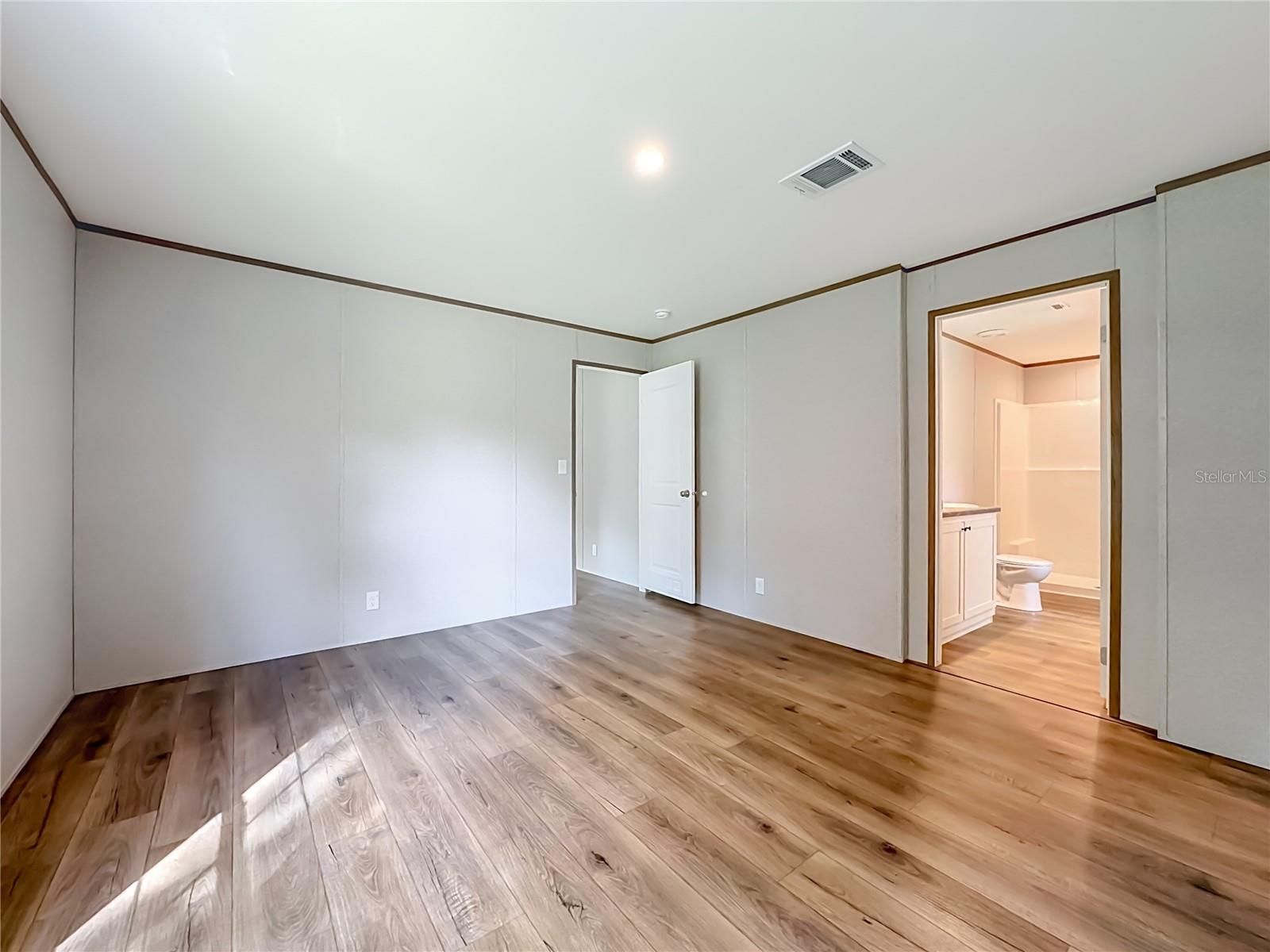 ST JOHNS RIVERSIDE ESTATES - Residential