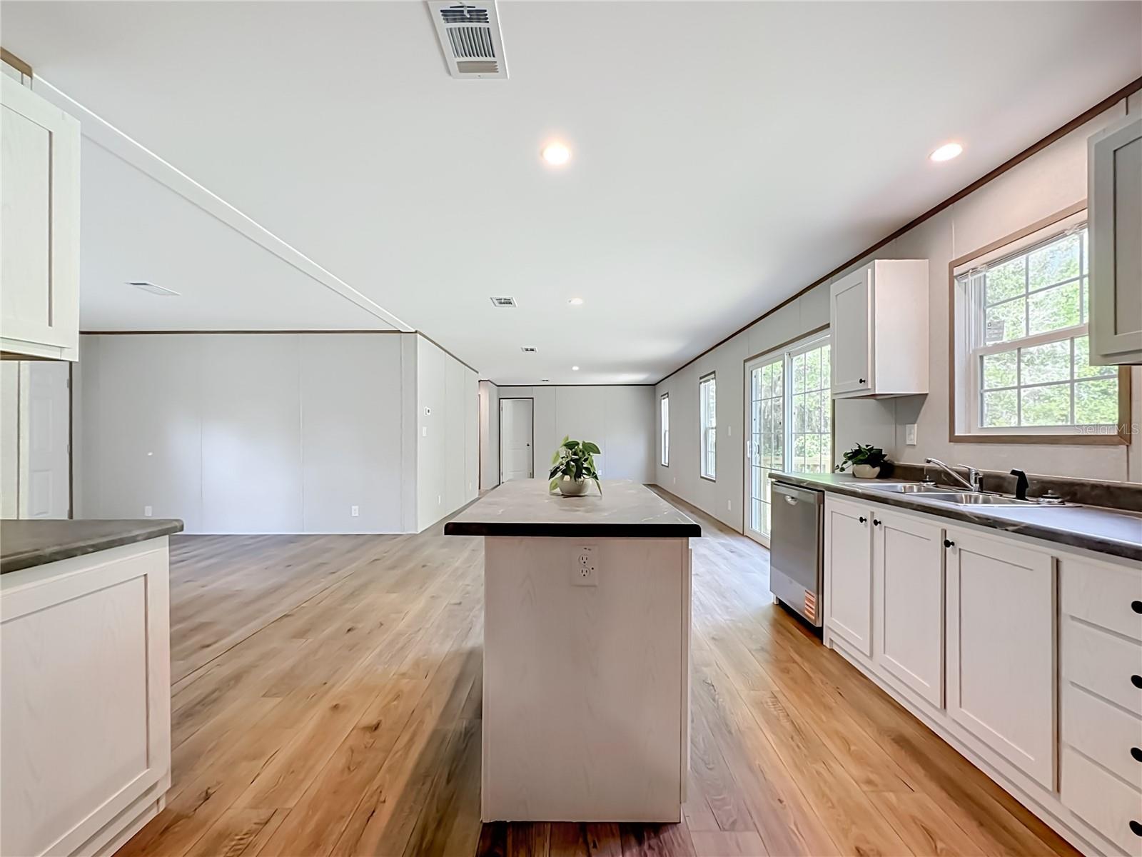 ST JOHNS RIVERSIDE ESTATES - Residential