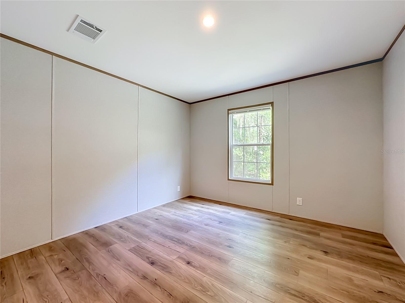 ST JOHNS RIVERSIDE ESTATES - Residential