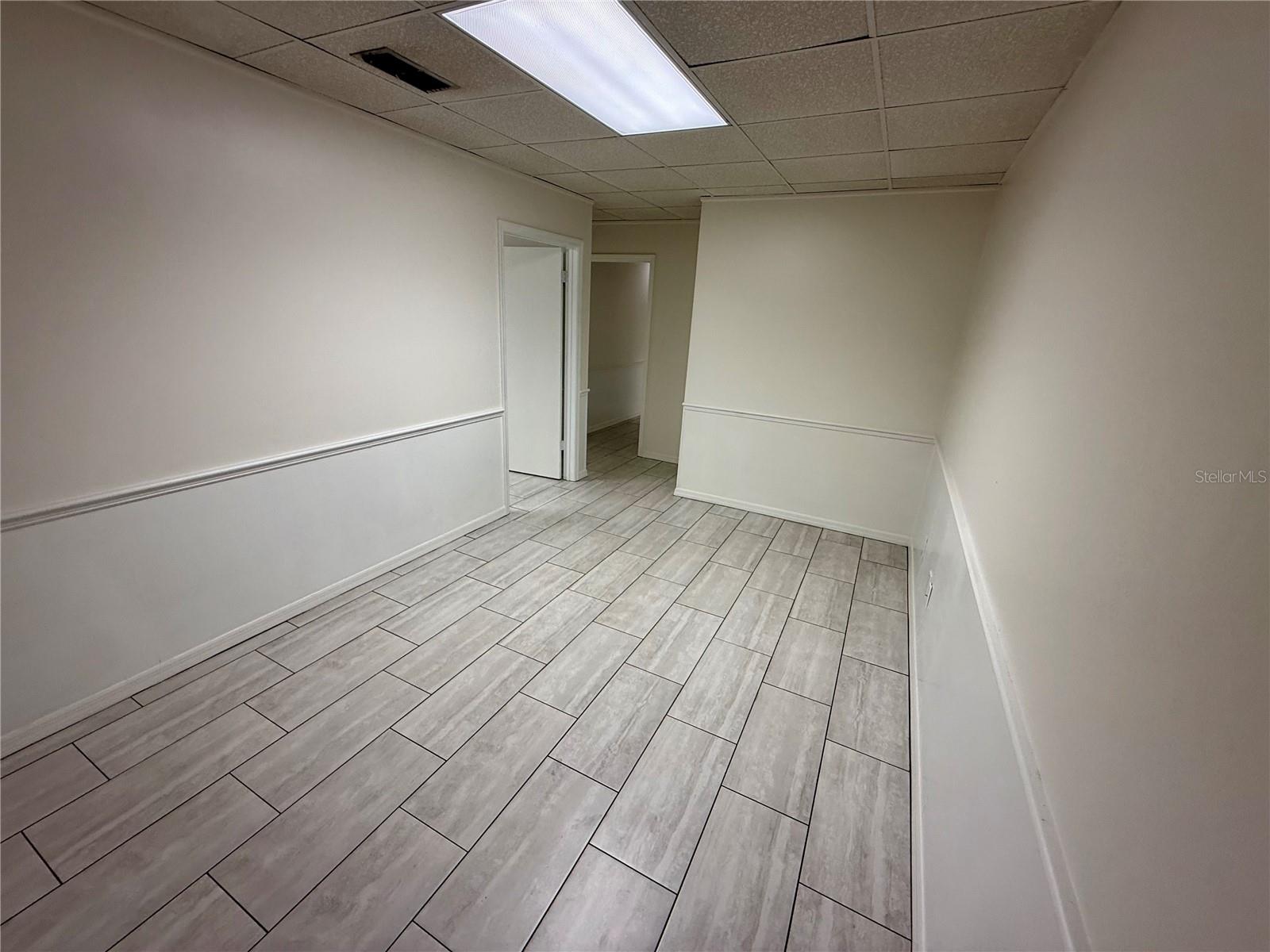 LAKEWOOD PLACE - Commercial Lease