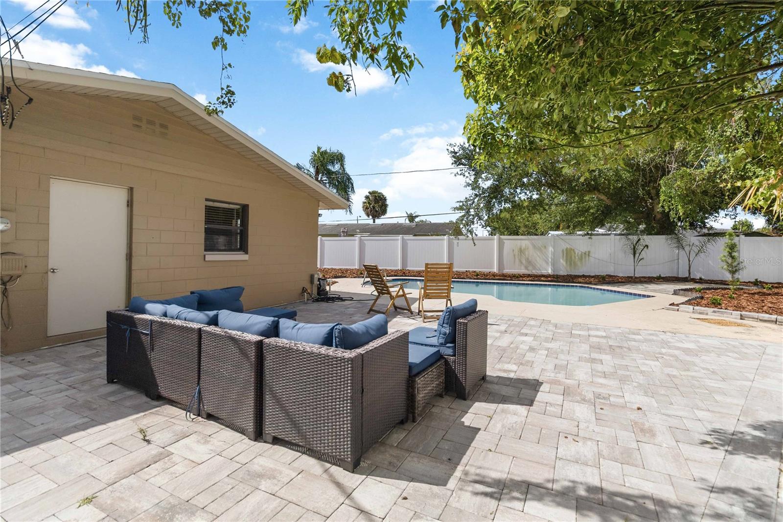 SKY LAKE - Residential