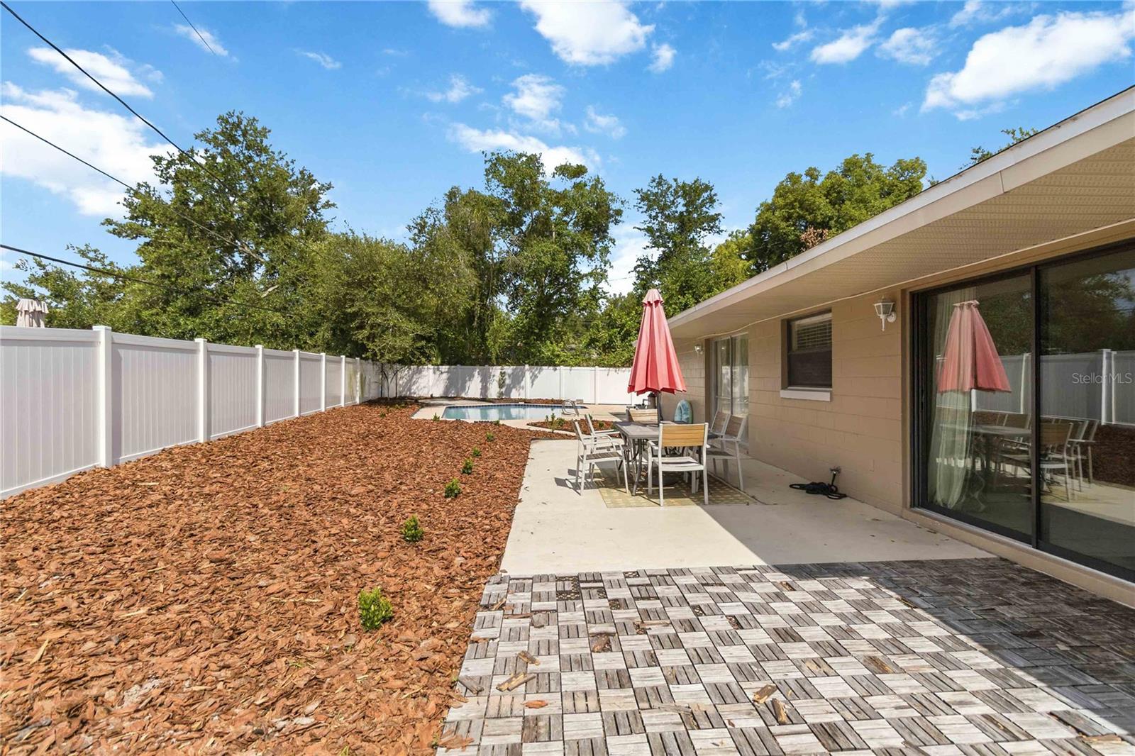 SKY LAKE - Residential