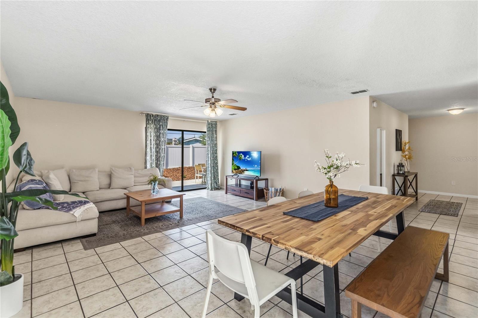 SKY LAKE - Residential
