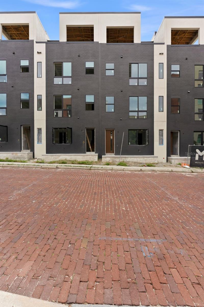 OLA RESIDENCES AT ARMATURE - Residential