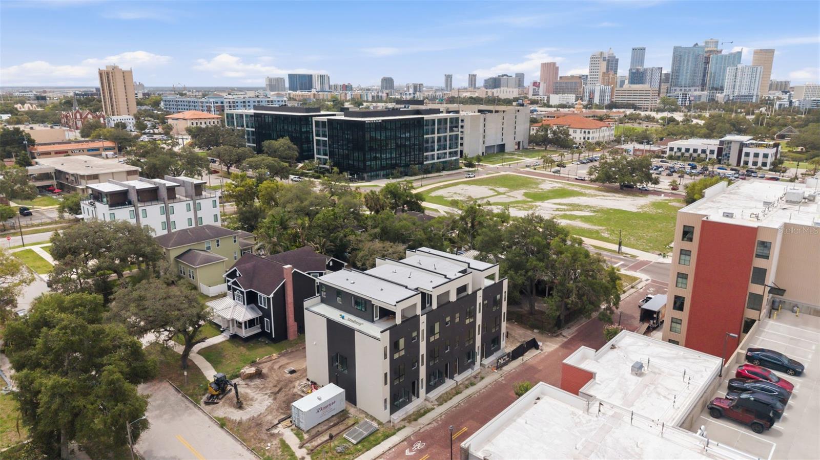 OLA RESIDENCES AT ARMATURE - Residential