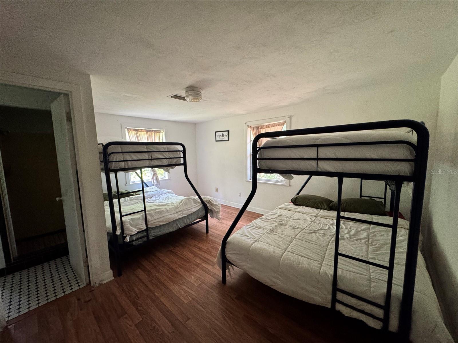 OAK PARK - Residential