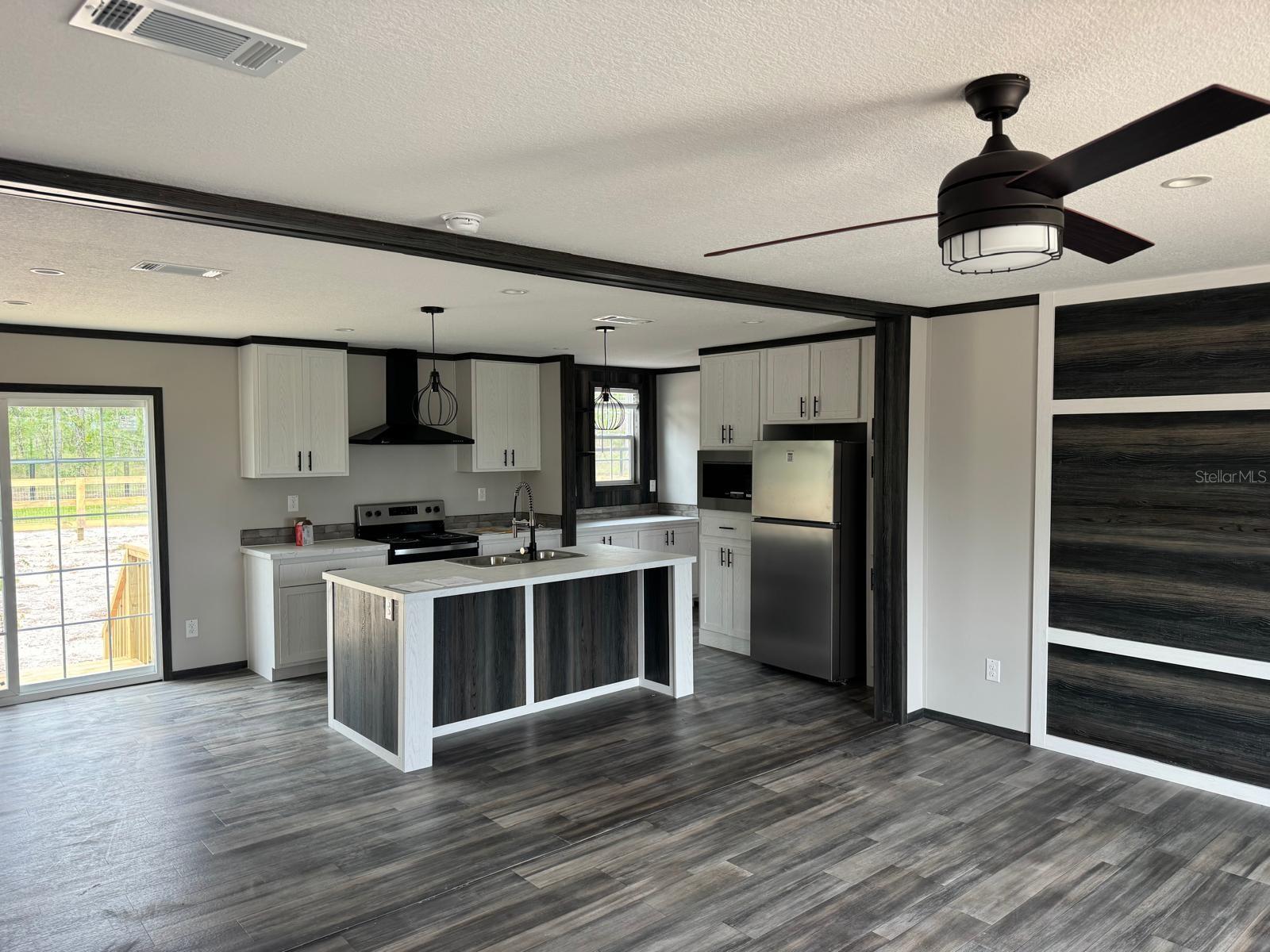 FOX GROVE FARMS AREA (871) - Residential