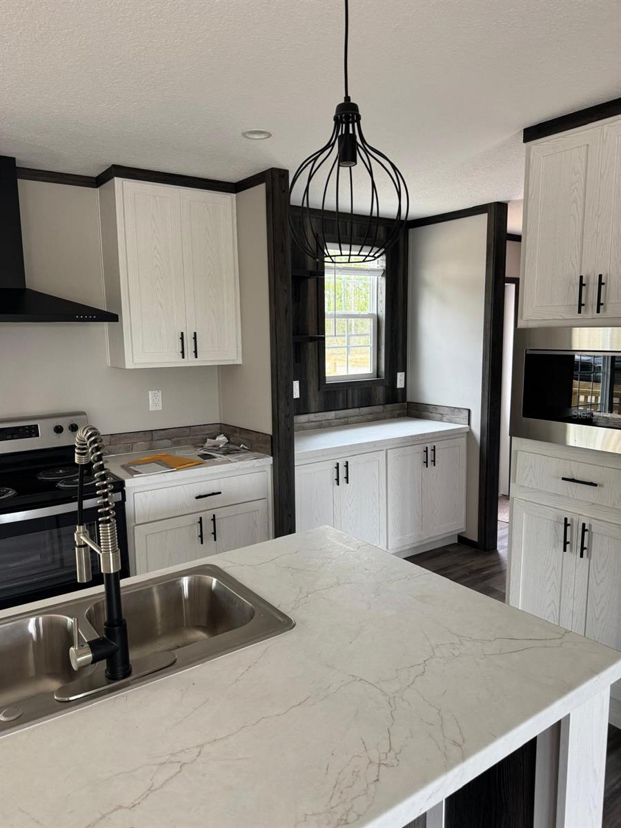 FOX GROVE FARMS AREA (871) - Residential