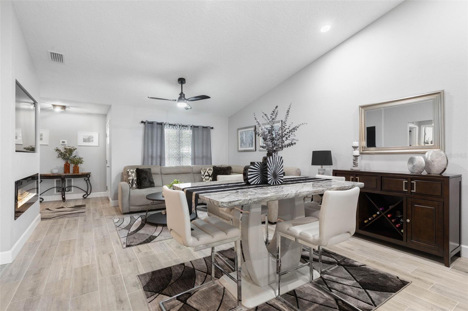 MATANZAS WOOD - Residential Income