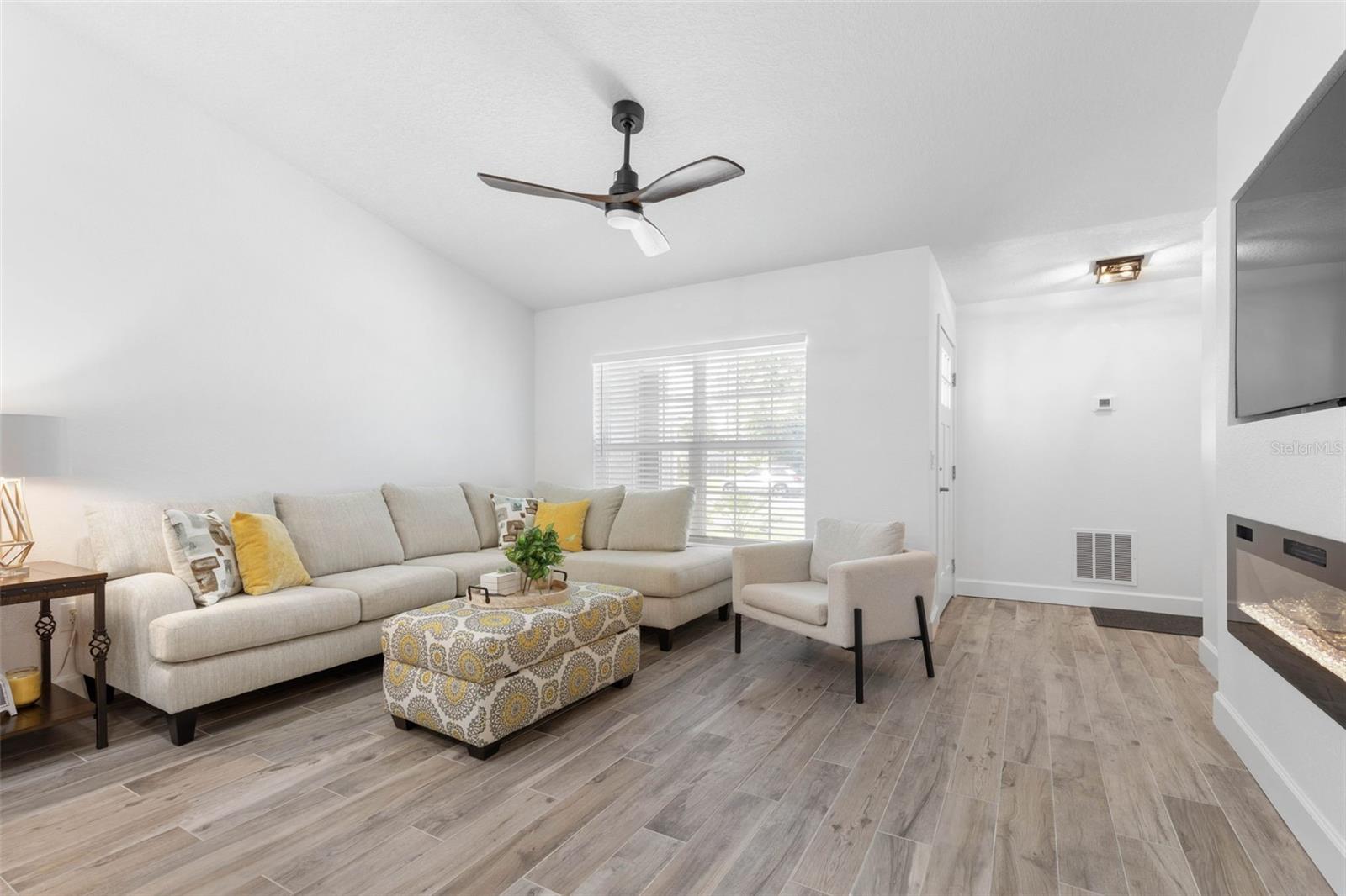 MATANZAS WOOD - Residential Income