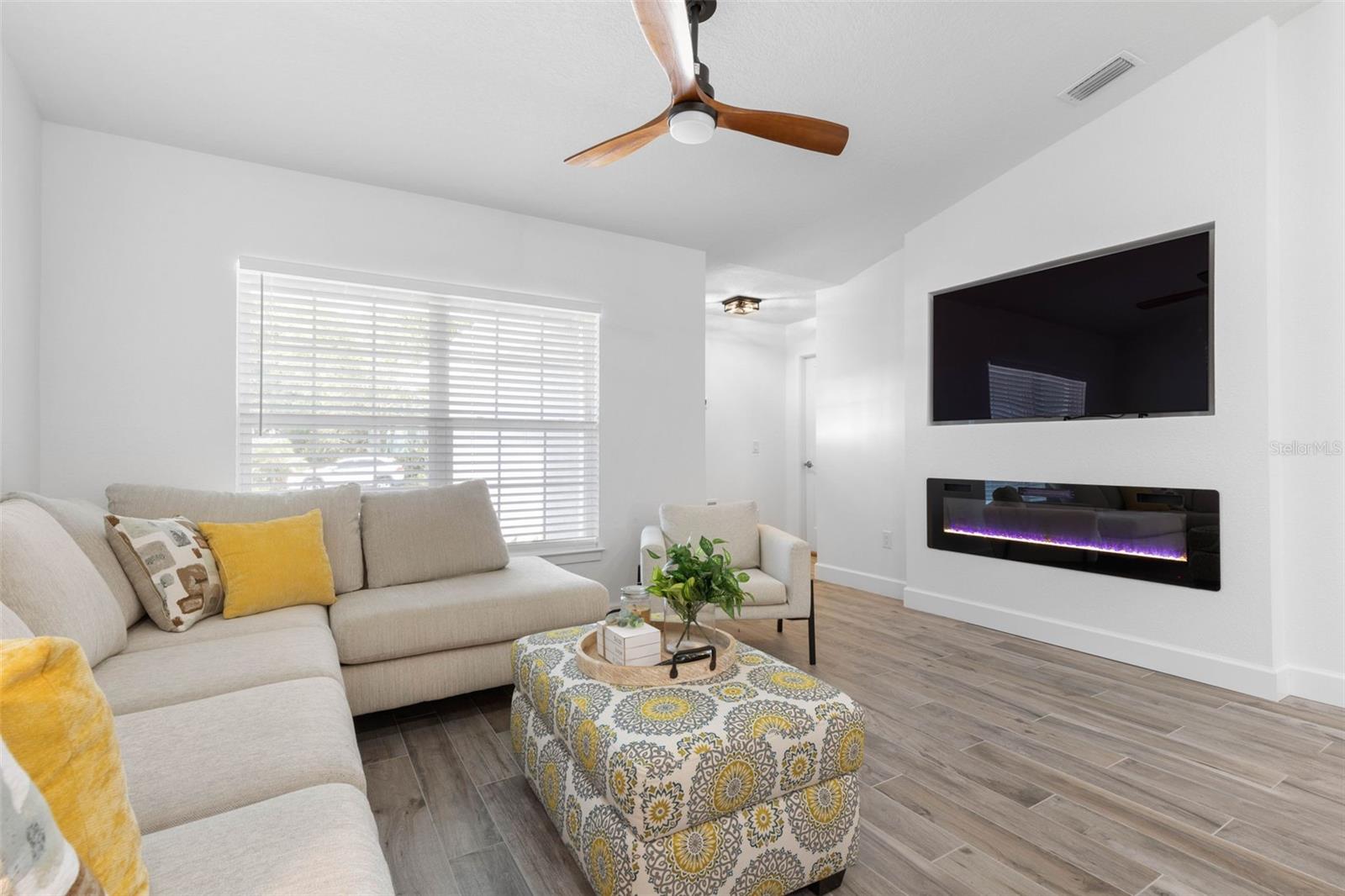 MATANZAS WOOD - Residential Income
