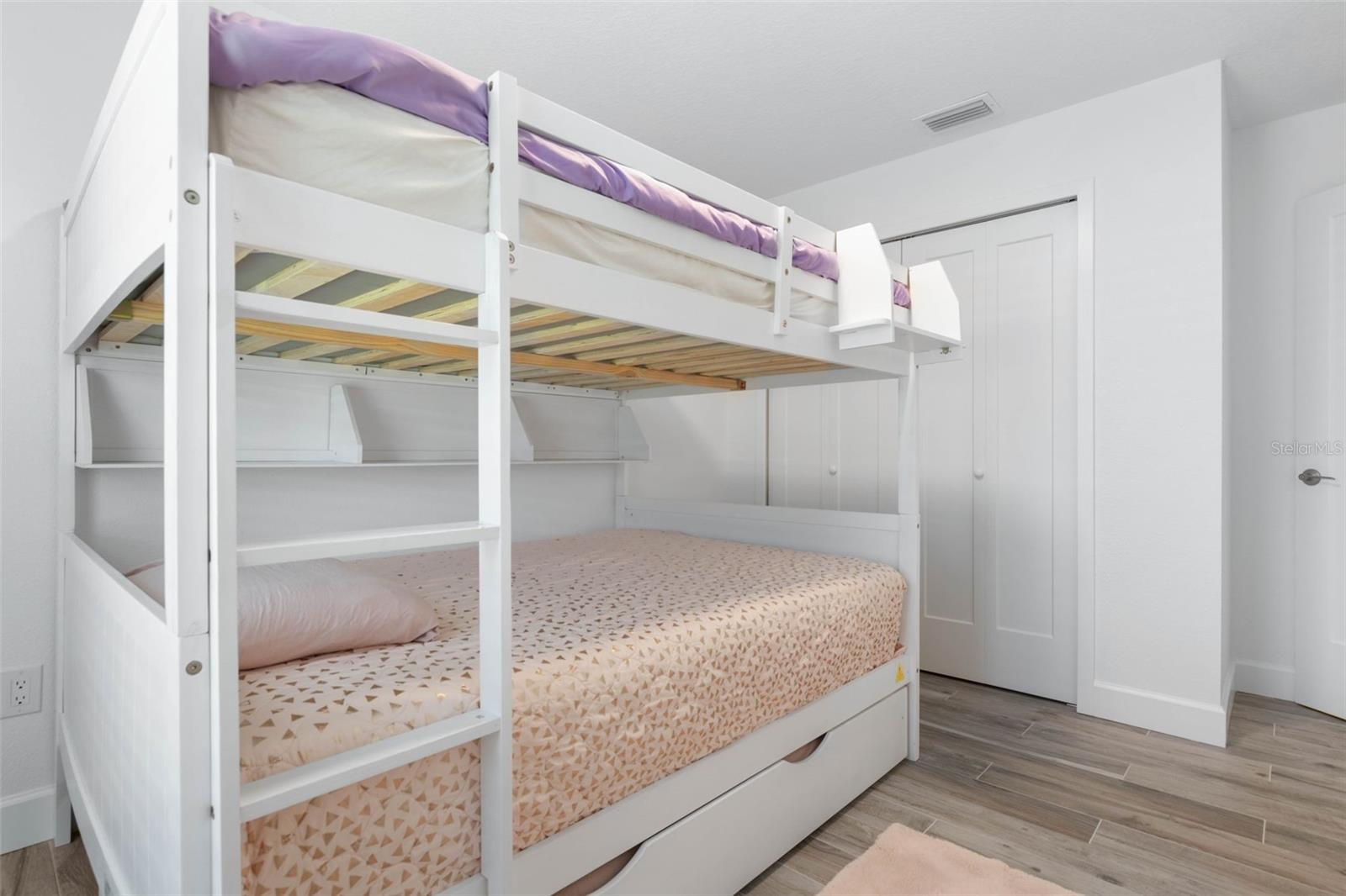 MATANZAS WOOD - Residential Income