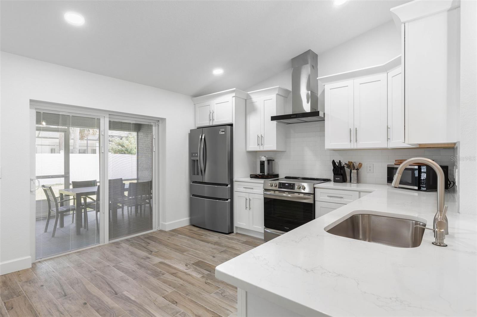 MATANZAS WOOD - Residential Income