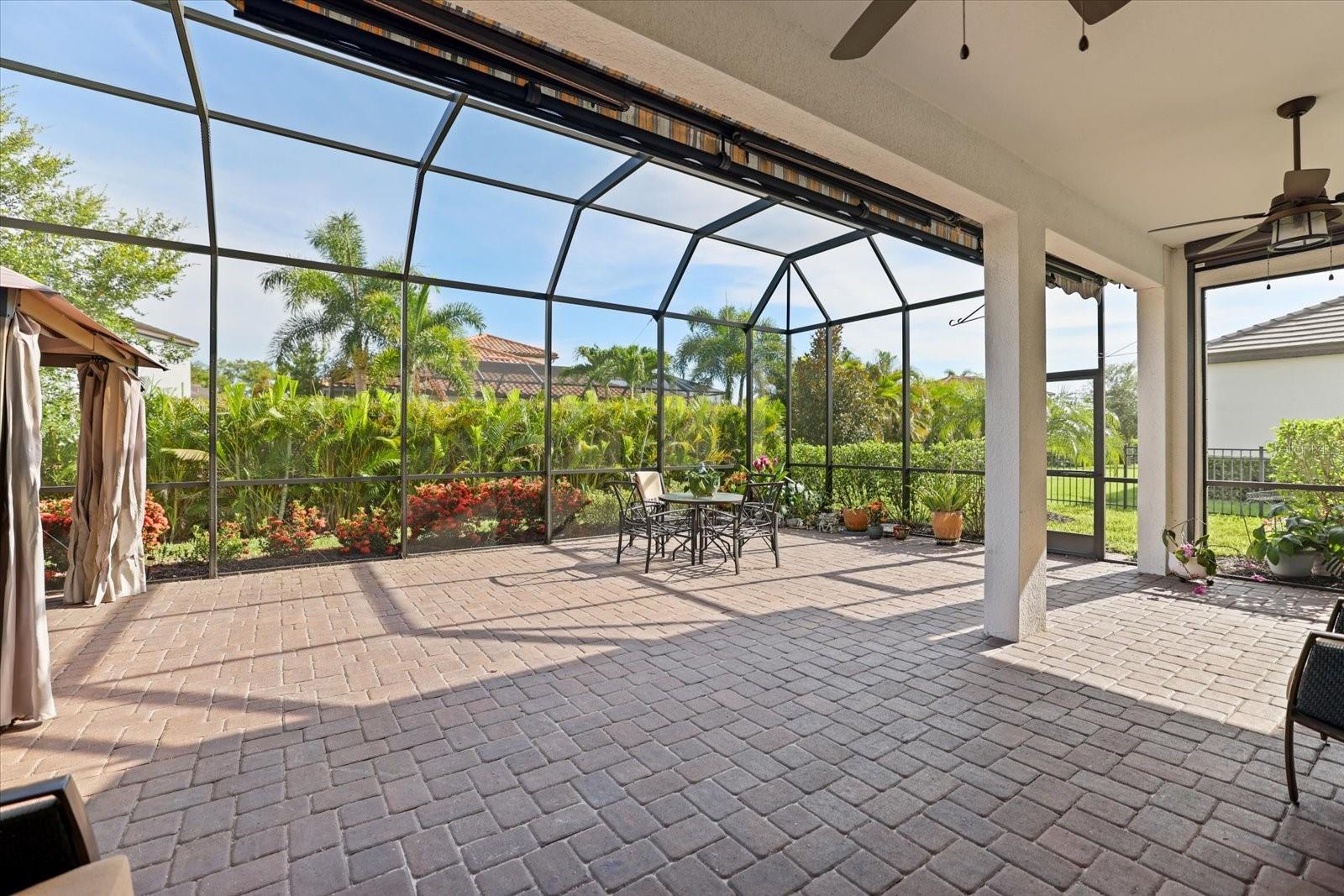 ARBOR GRANDE - Residential