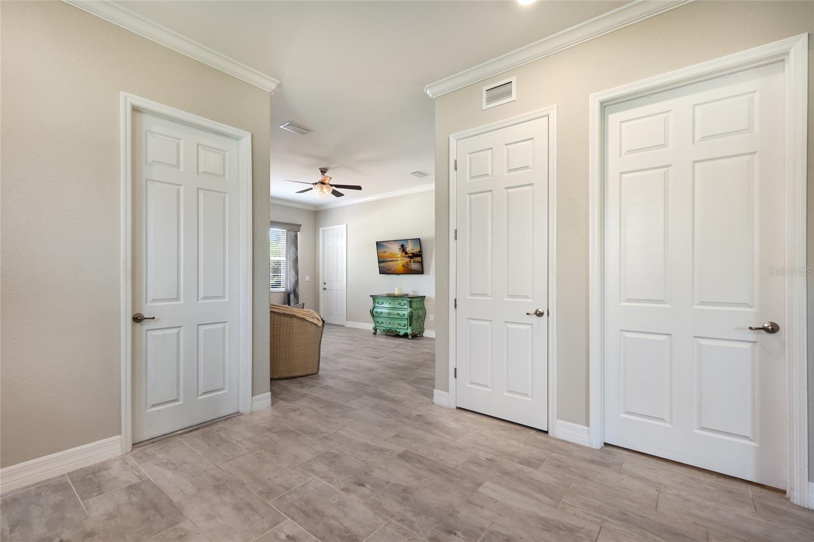 ARBOR GRANDE - Residential