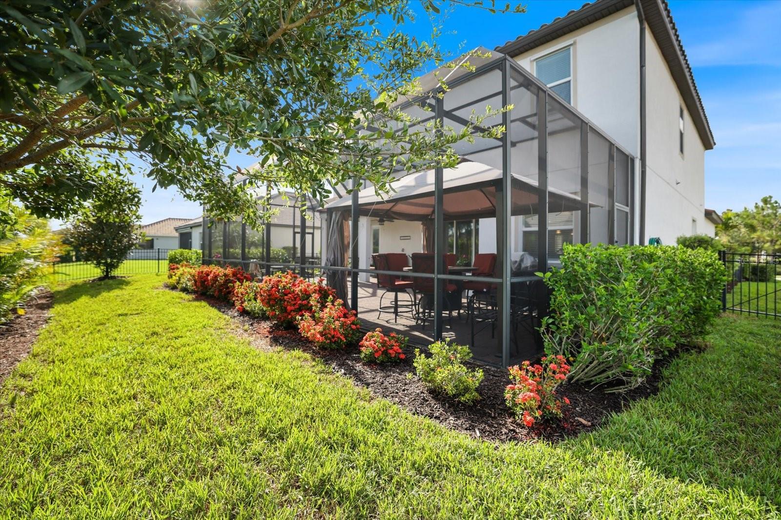 ARBOR GRANDE - Residential