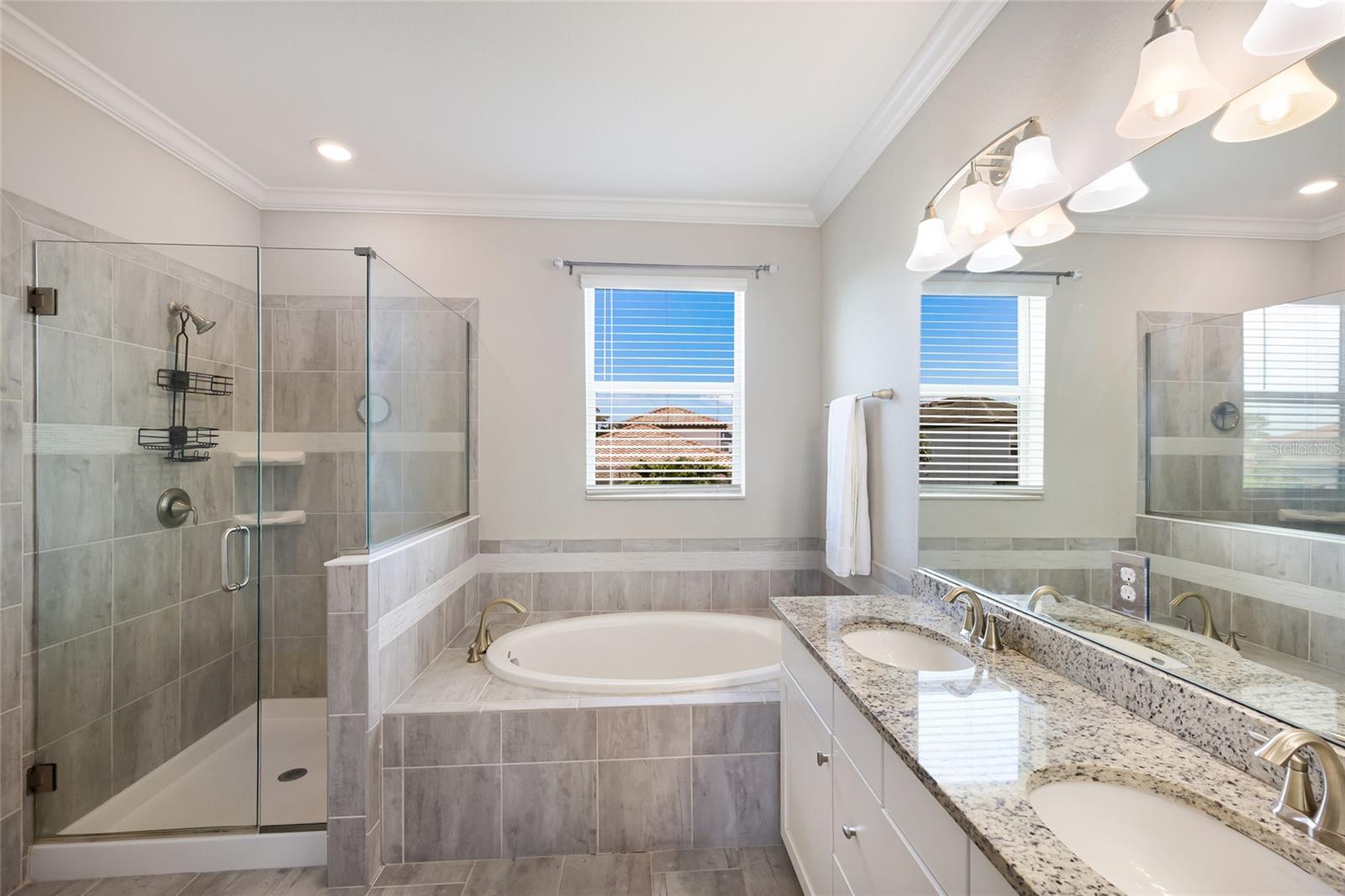 ARBOR GRANDE - Residential