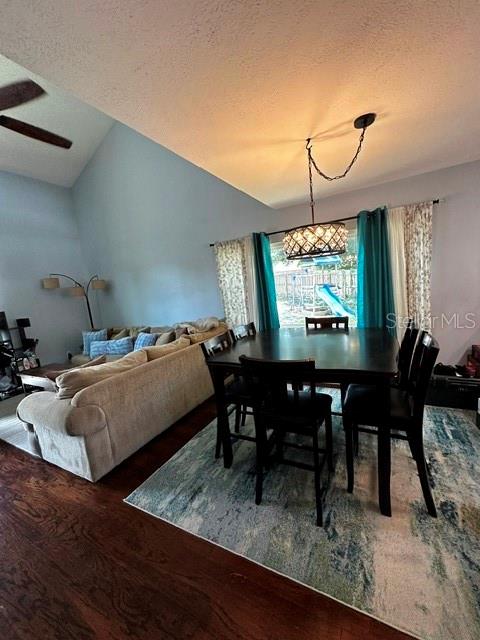 PEMBROOKE - Residential