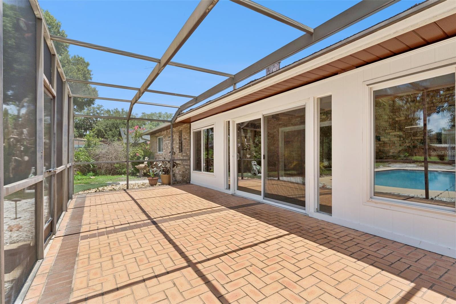 LAKE PEARL ESTATES - Residential