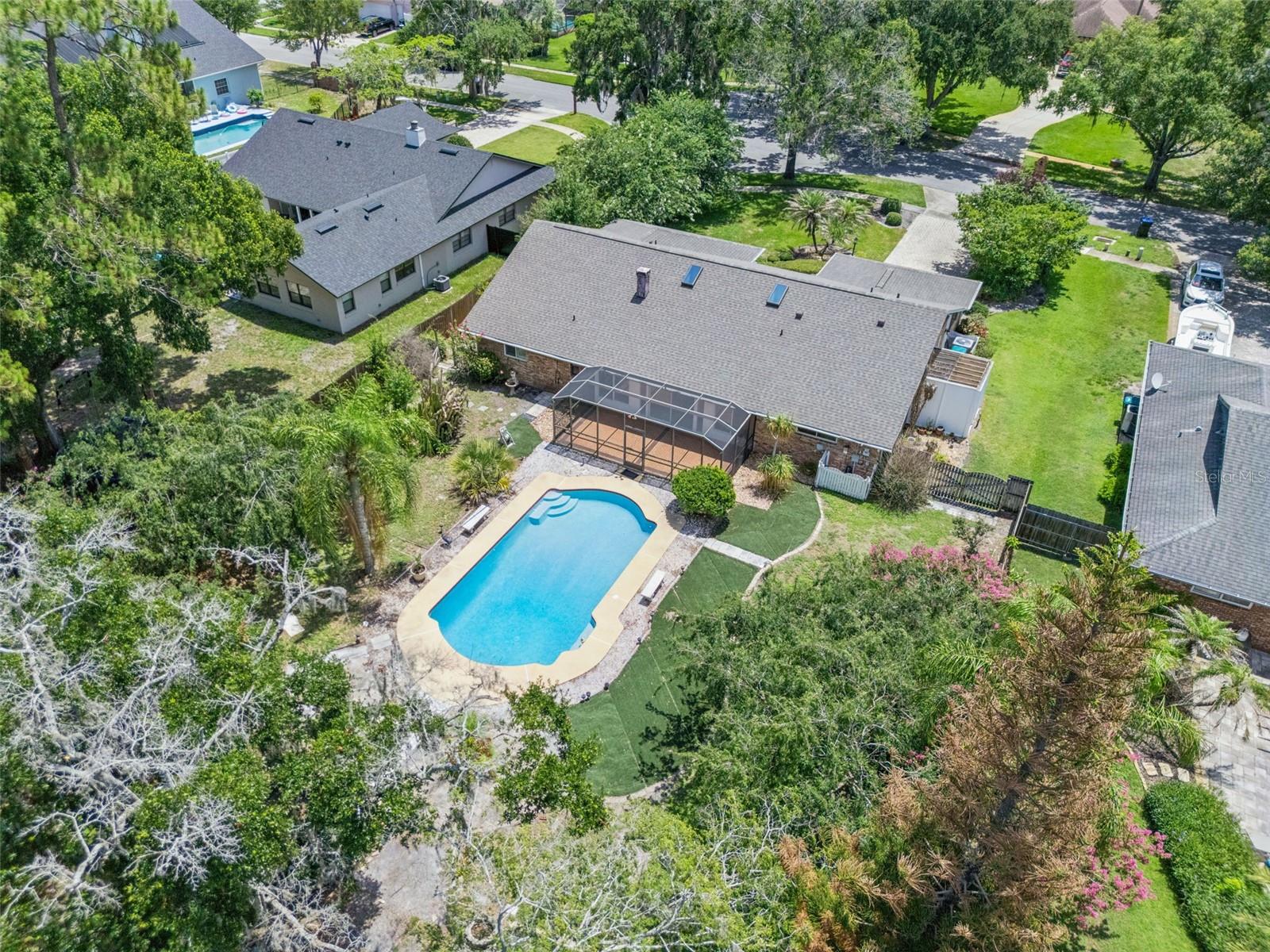 LAKE PEARL ESTATES - Residential